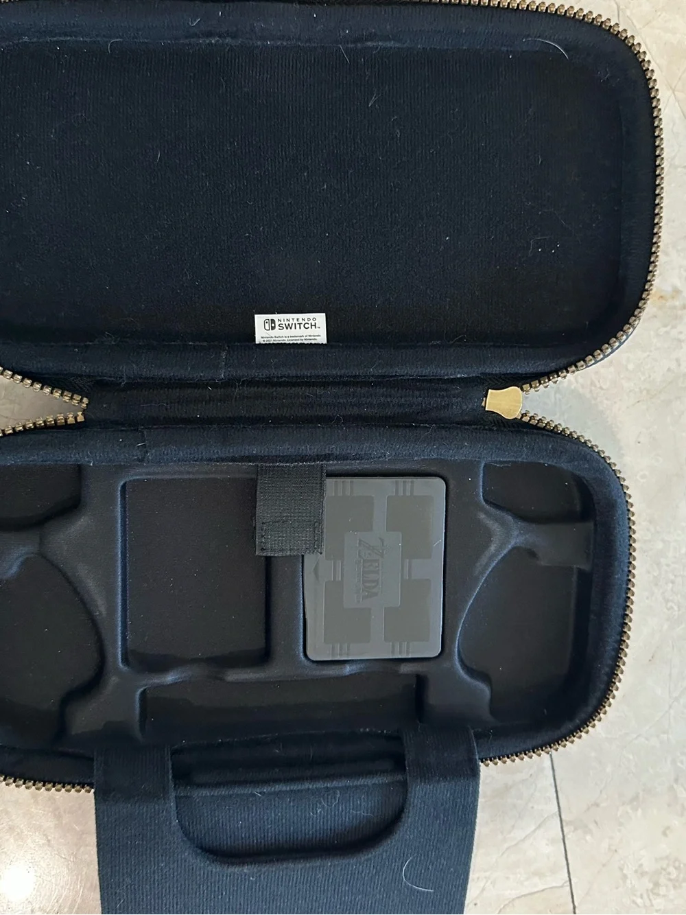 Nintendo 2021 Switch Case Zelda With Zelda Plastic Case Inside
